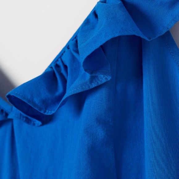 SOLD! H&M Ruffled V-neck A-line Sleeveless Dress - Picture 11 of 12